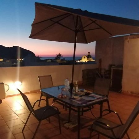 Villa Subito In Centro Favignana Esterno foto